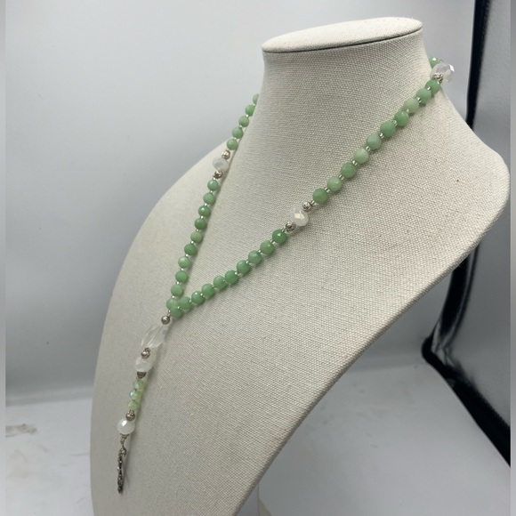 Lime green beaded rosary - Picture 2 of 4